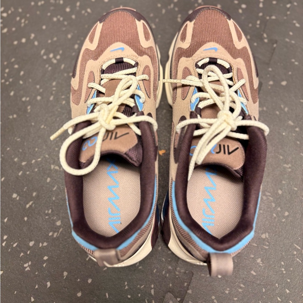 Nike Women’s Sneakers - Brown and Blue - Picture 5 of 7